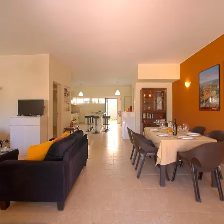 Roy's Place By Interhome
