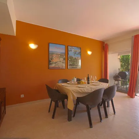 Roy's Place By Interhome Apartment